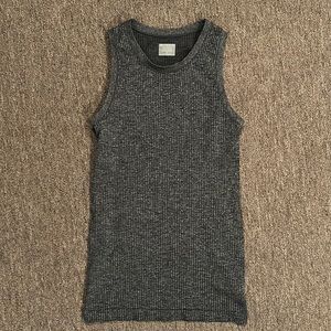 Women’s Small Athleta Gray Ribbed Tank Top *New w/ out Tag*
